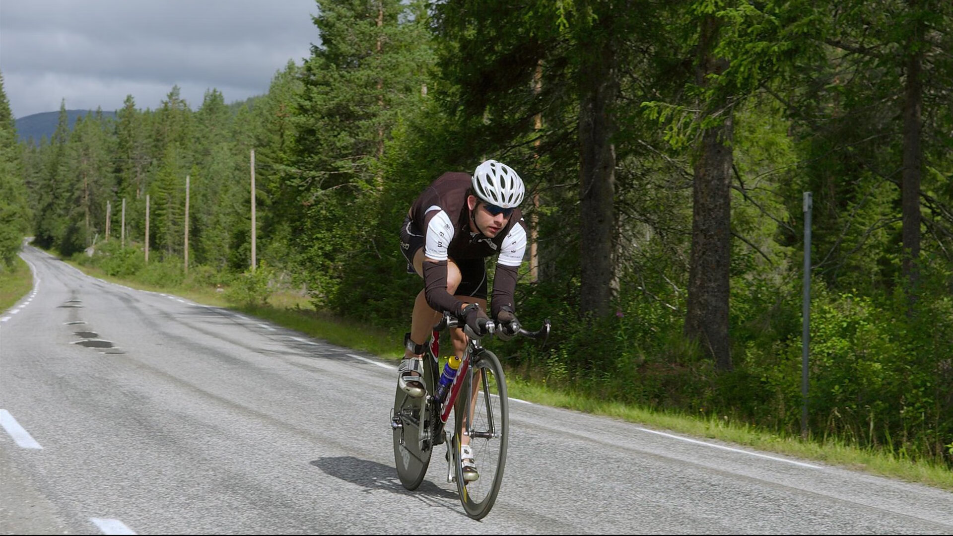 中立代表队B混合4×100米自由泳接力发挥出色,自由泳中国队