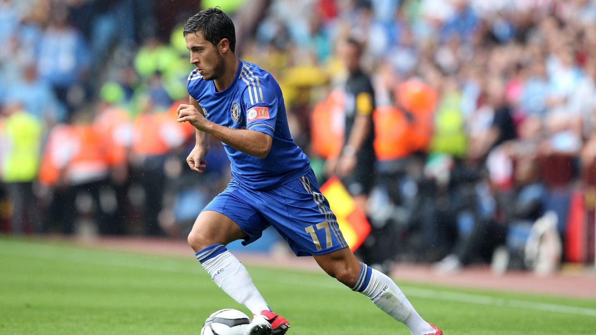 乐鱼体育app官网入口-“罗密欧·冈萨雷斯的精湛球技与战术执行力，助力美洲狮队继续前行”